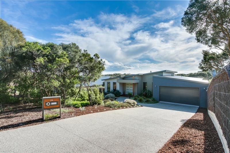 26 Heyfield Rd , Rye VIC 3941