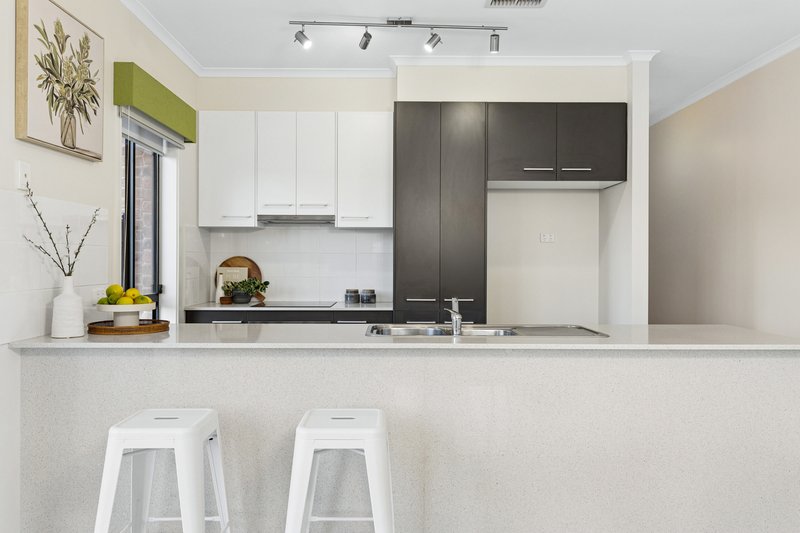 Photo - 26 Highland Street, Mount Barker SA 5251 - Image 4