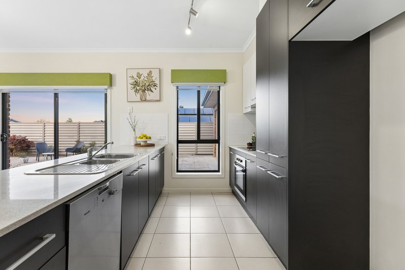 Photo - 26 Highland Street, Mount Barker SA 5251 - Image 5