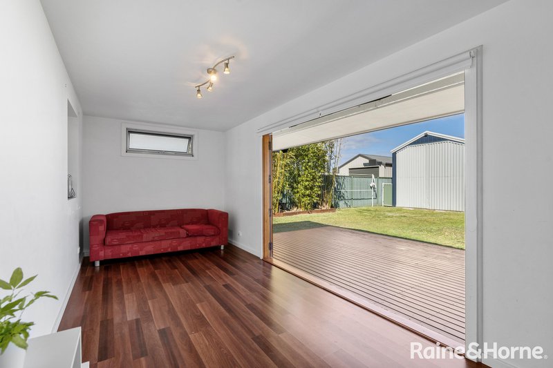 Photo - 26 Hollywood Avenue, Ulladulla NSW 2539 - Image 8