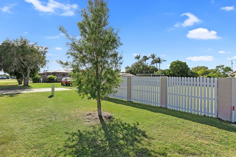 Photo - 26 Honiton Street, Torquay QLD 4655 - Image 4