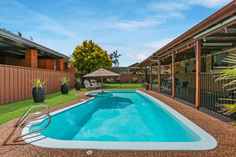 Photo - 26 Howell Avenue, Kanahooka NSW 2530 - Image 3