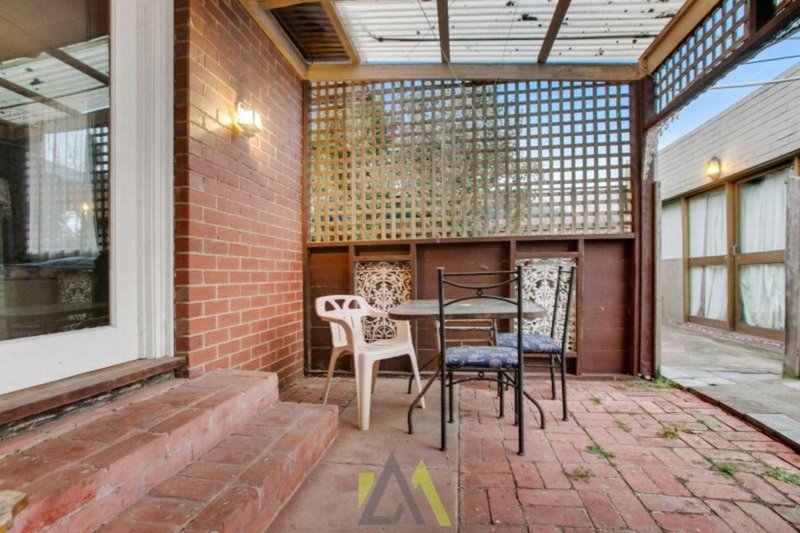 Photo - 26 Hoya Crescent, Frankston North VIC 3200 - Image 11