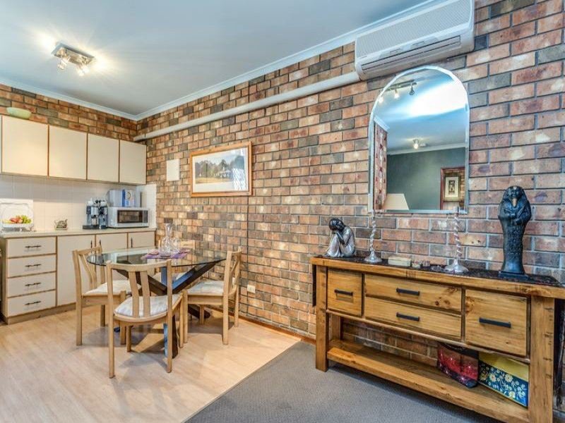 Photo - 2/6 Hume Street, Adelaide SA 5000 - Image 2