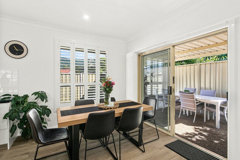 Photo - 2/6 Hutchinson Drive, Balgownie NSW 2519 - Image 3