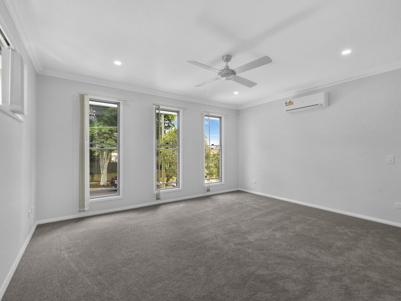 Photo - 26 Ibsen Street, Aspley QLD 4034 - Image 11