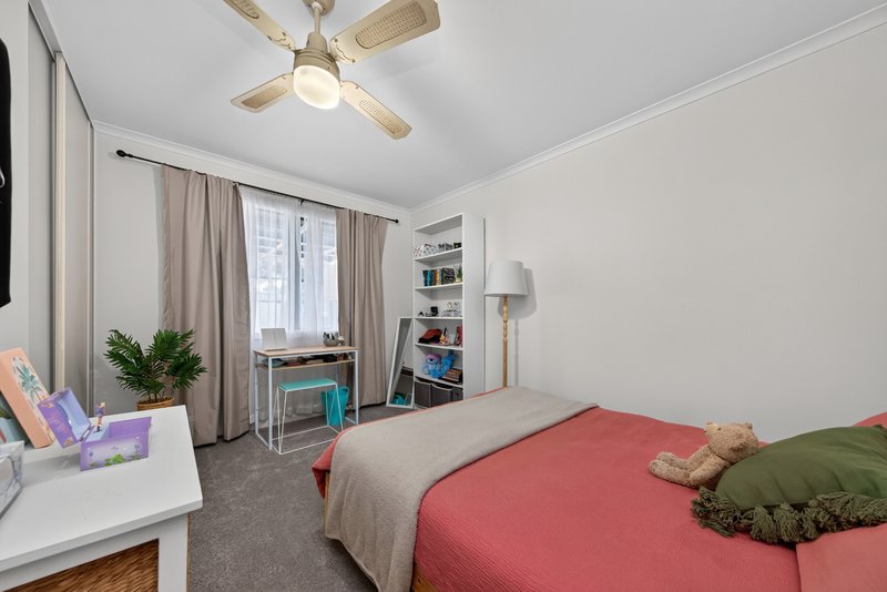 Photo - 26 Illalong Crescent, Munno Para SA 5115 - Image 15