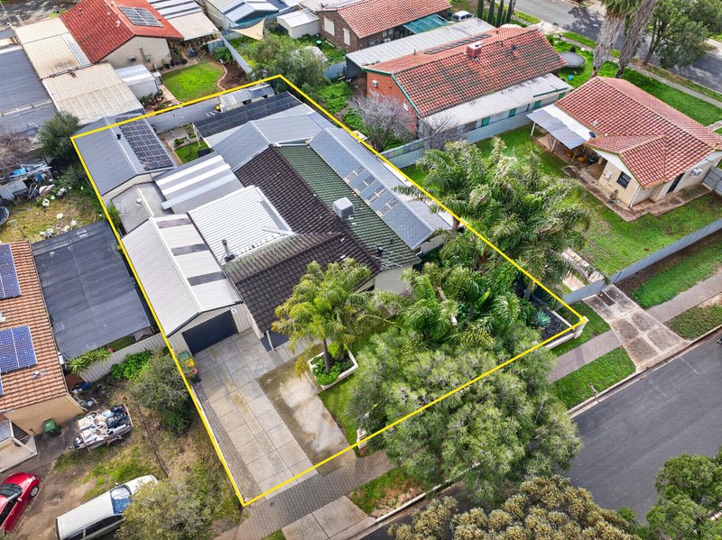 Photo - 26 Illalong Crescent, Munno Para SA 5115 - Image 22