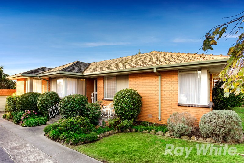 26 Ingleside Crescent, Glen Waverley VIC 3150