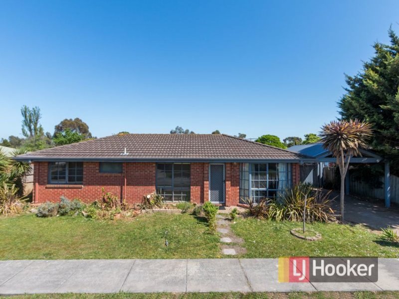 26 Insignia Crescent, Berwick VIC 3806