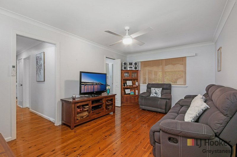 Photo - 26 Iris Street, Guildford NSW 2161 - Image 4