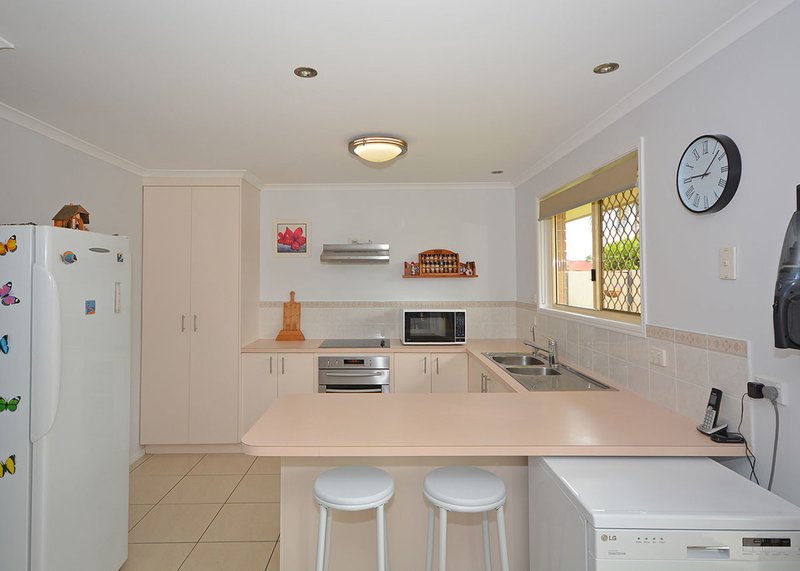 Photo - 26 Ironbark Street, Kawungan QLD 4655 - Image 12