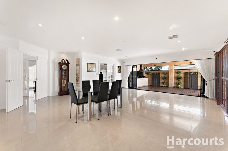 Photo - 26 Jacana Way, Halls Head WA 6210 - Image 9