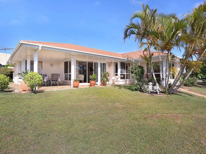 Photo - 26 Jacaranda Drive, Bongaree QLD 4507 - Image 14