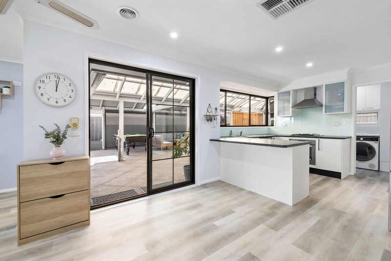 Photo - 26 Joyce Street, Cranbourne West VIC 3977 - Image 7