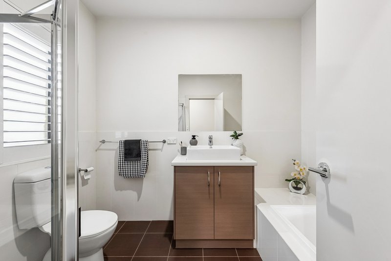 Photo - 26 Junction Street, Mawson Lakes SA 5095 - Image 11