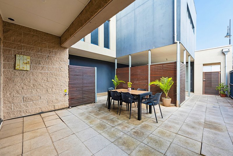 Photo - 26 Junction Street, Mawson Lakes SA 5095 - Image 14