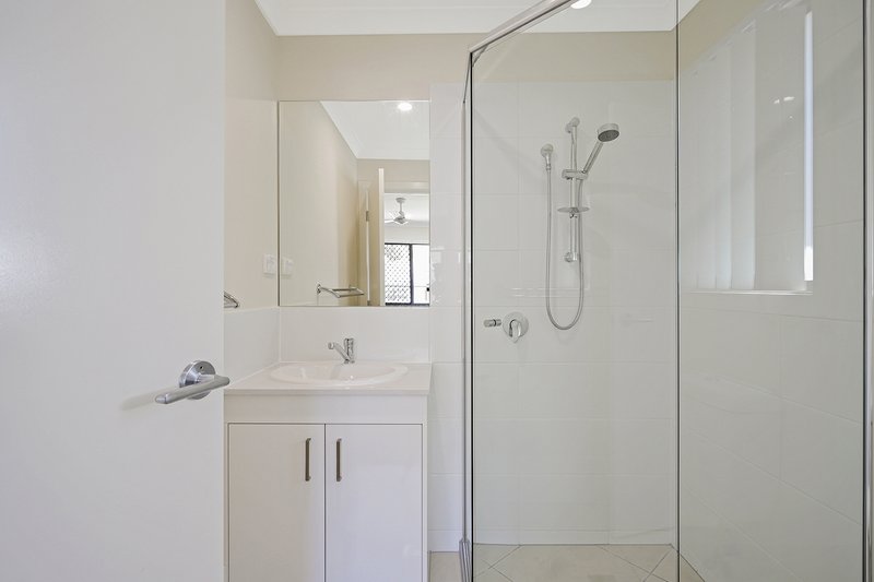 Photo - 26 Karmadee Place, Bracken Ridge QLD 4017 - Image 10