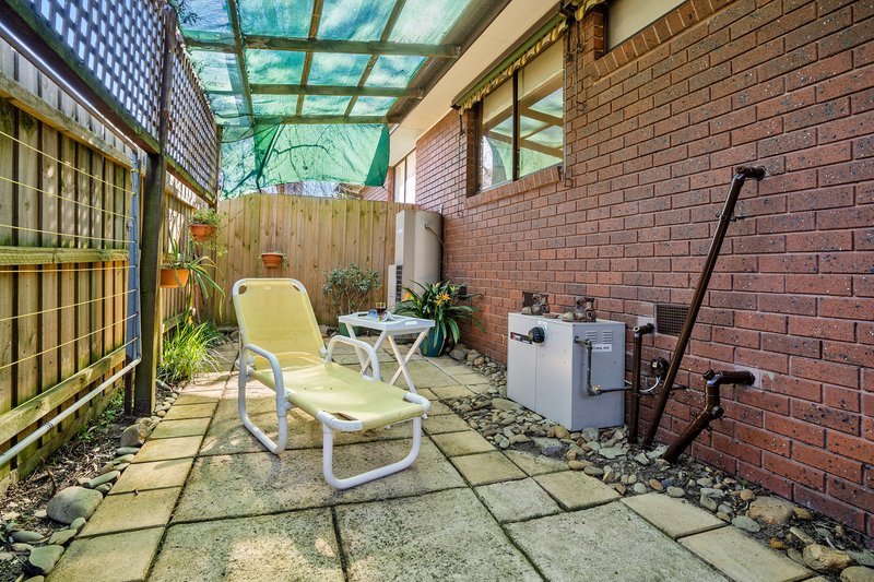 Photo - 2/6 Kennedy Avenue, Ringwood VIC 3134 - Image 6