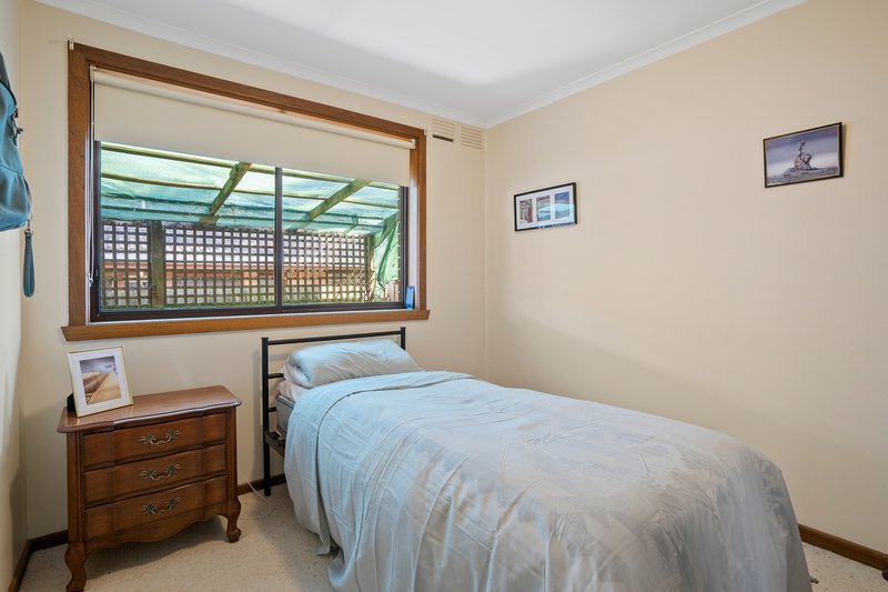 Photo - 2/6 Kennedy Avenue, Ringwood VIC 3134 - Image 8