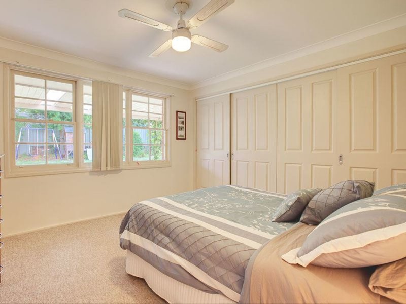 Photo - 26 Kenneth Avenue, Baulkham Hills NSW 2153 - Image 5