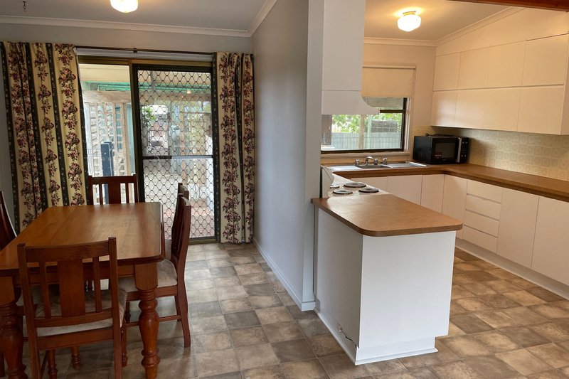 Photo - 26 Kennett Road, Murray Bridge East SA 5253 - Image 5