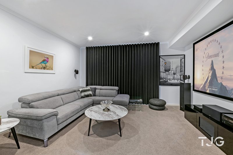 Photo - 26 Kiewa Grove (The Gables) , Box Hill NSW 2765 - Image 9