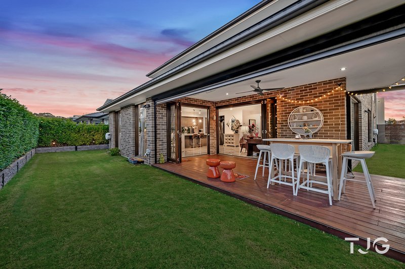 Photo - 26 Kiewa Grove (The Gables) , Box Hill NSW 2765 - Image 14