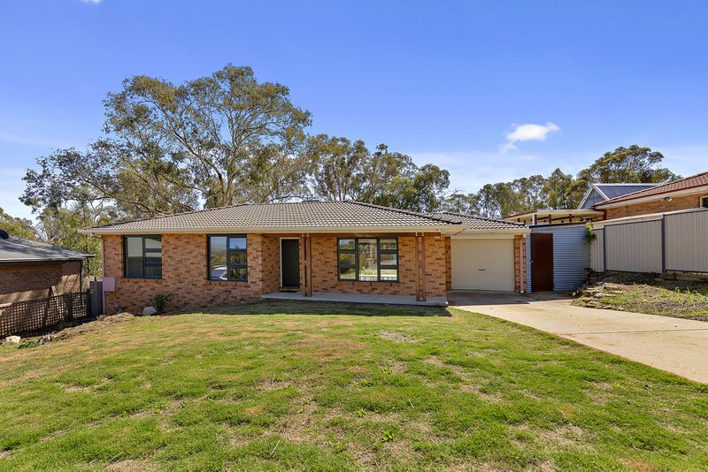 26 Kinlyside Avenue, Jerrabomberra NSW 2619