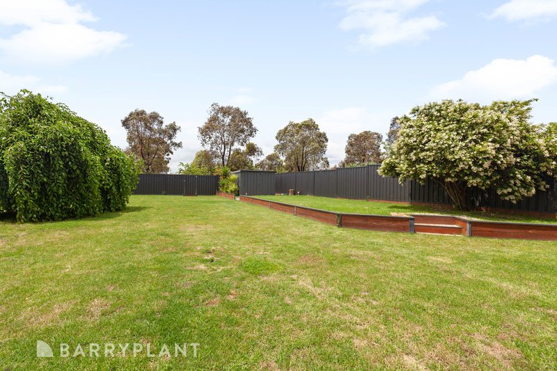 Photo - 26 Kulin Drive, Kilmore VIC 3764 - Image 11