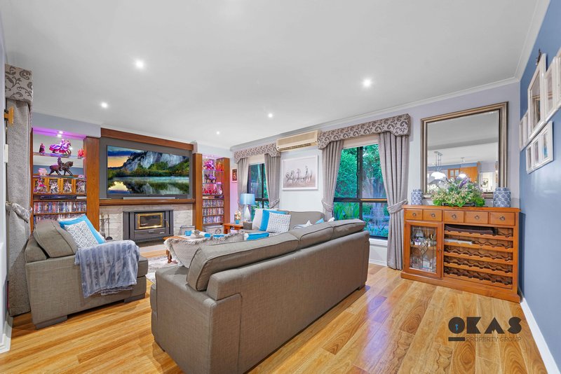 Photo - 26 Kunat Street, Deer Park VIC 3023 - Image 12