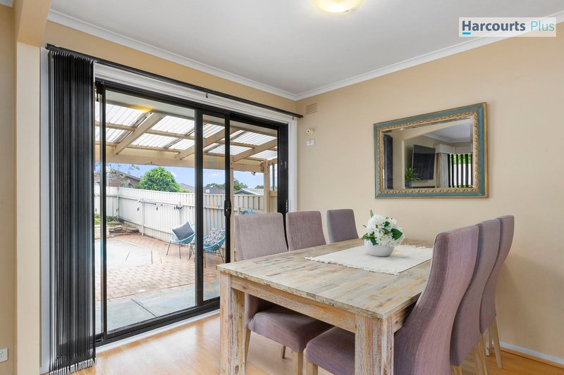 Photo - 26 Kurnabinna Terrace, Hallett Cove SA 5158 - Image 8