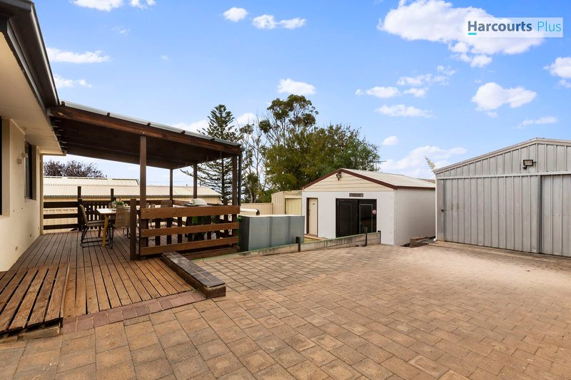 Photo - 26 Kurnabinna Terrace, Hallett Cove SA 5158 - Image 17