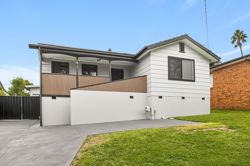 Photo - 26 Kurrawa Crescent, Koonawarra NSW 2530 - Image 1