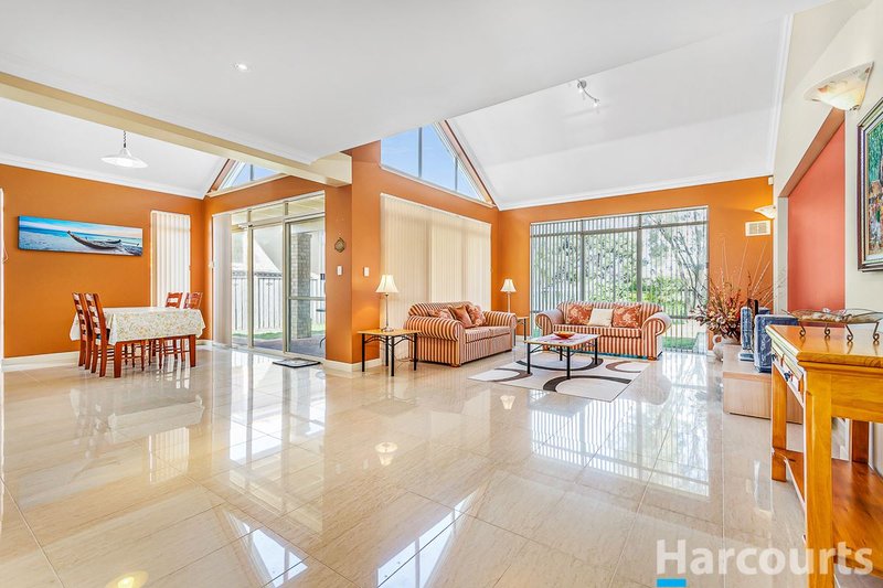 Photo - 26 La Grange Loop, Currambine WA 6028 - Image 7