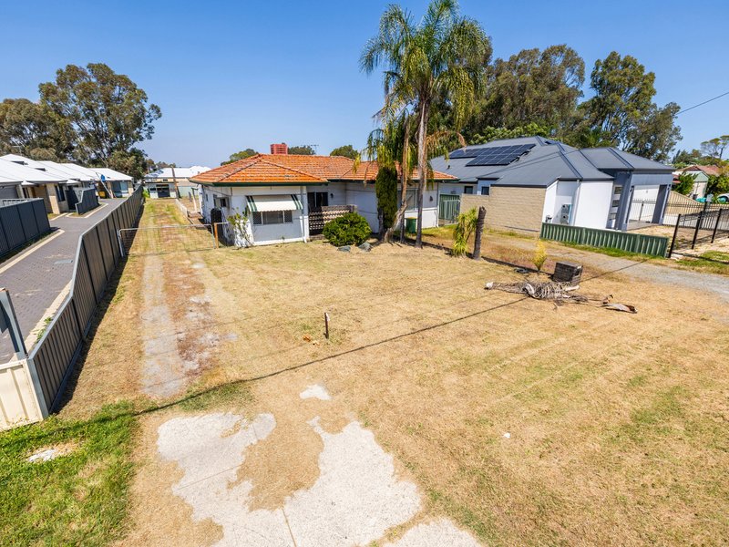 Photo - 26 Lacey Street, Beckenham WA 6107 - Image 2