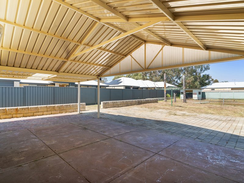 Photo - 26 Lacey Street, Beckenham WA 6107 - Image 7