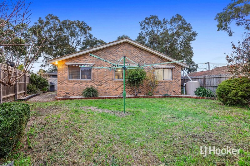 Photo - 26 Lady Nelson Crescent, Altona Meadows VIC 3028 - Image 17