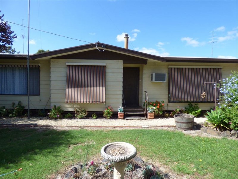 26 Laidlaw Ave , Edenhope VIC 3318