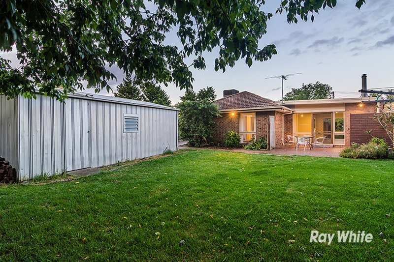 Photo - 26 Lamont Crescent, Cranbourne VIC 3977 - Image 7