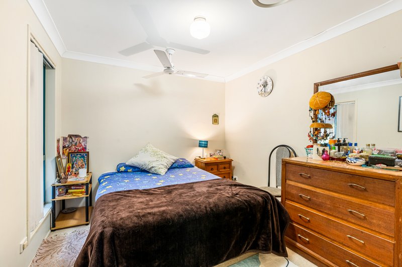 Photo - 26 Lancashire Drive, Mudgeeraba QLD 4213 - Image 6