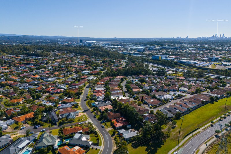 Photo - 26 Lancashire Drive, Mudgeeraba QLD 4213 - Image 11