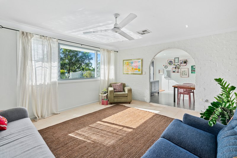 Photo - 26 Larentia Street, Currumbin Waters QLD 4223 - Image 3