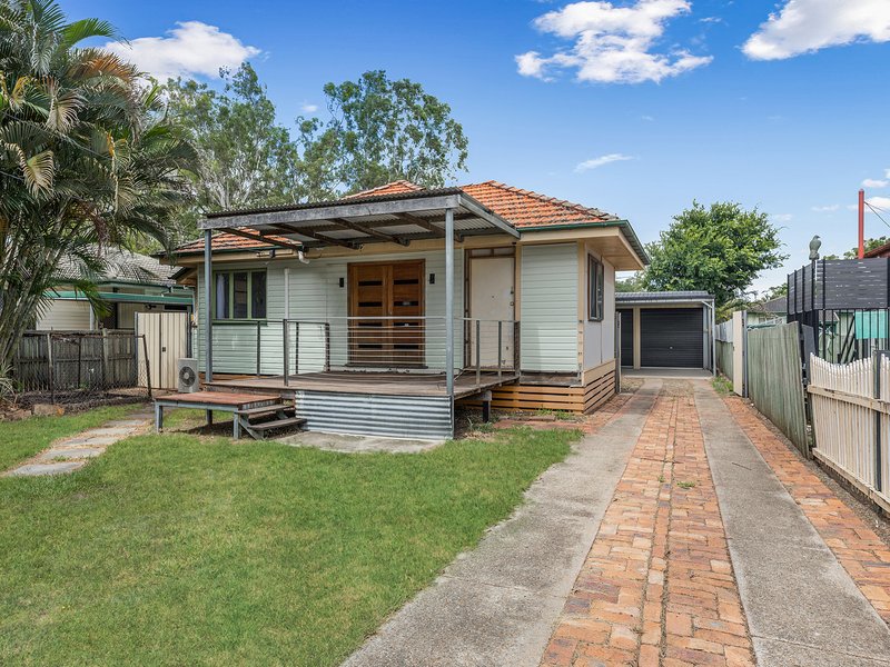 26 Larsen Street, Leichhardt QLD 4305