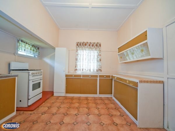 Photo - 26 Lawley Street, Kedron QLD 4031 - Image 2