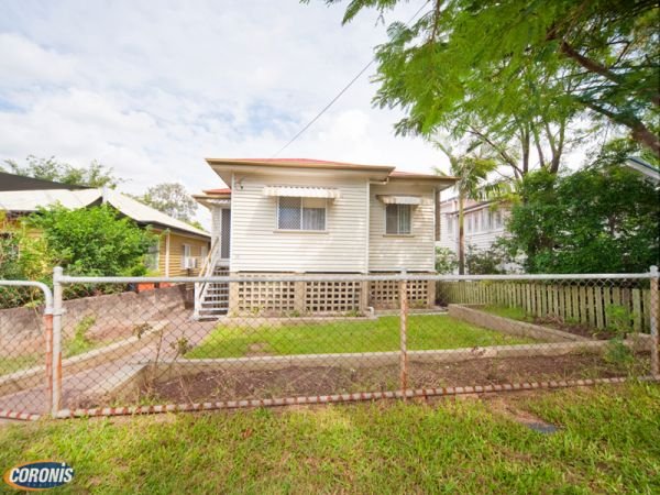 Photo - 26 Lawley Street, Kedron QLD 4031 - Image 10