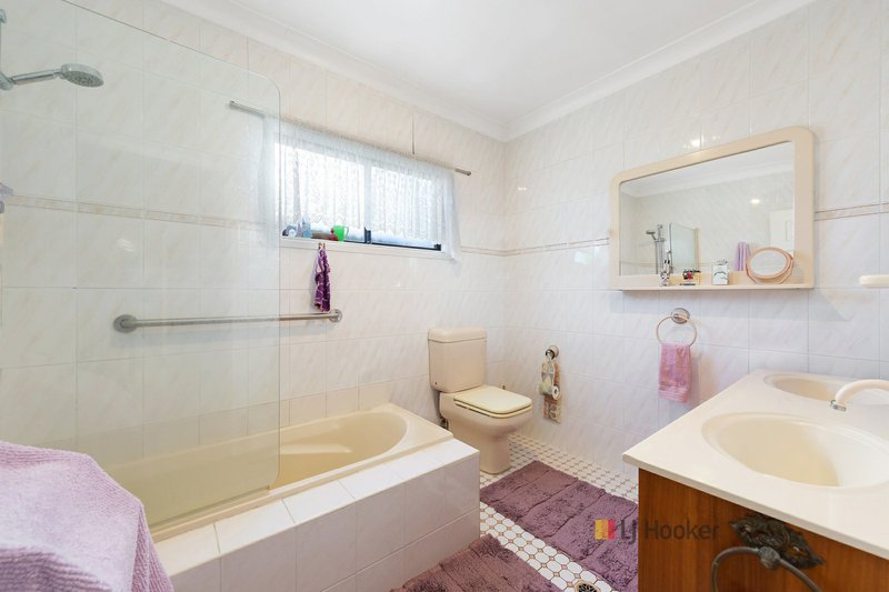 Photo - 26 Leonard Avenue, Toukley NSW 2263 - Image 6