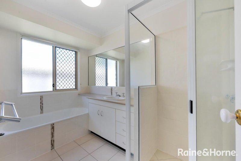 Photo - 26 Lilian Avenue, Eimeo QLD 4740 - Image 17
