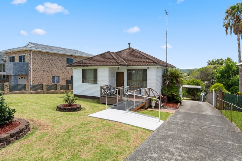 26 Lindsay Street, Unanderra NSW 2526