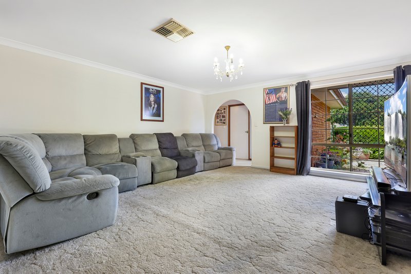 Photo - 26 Links Avenue, Tamworth NSW 2340 - Image 2